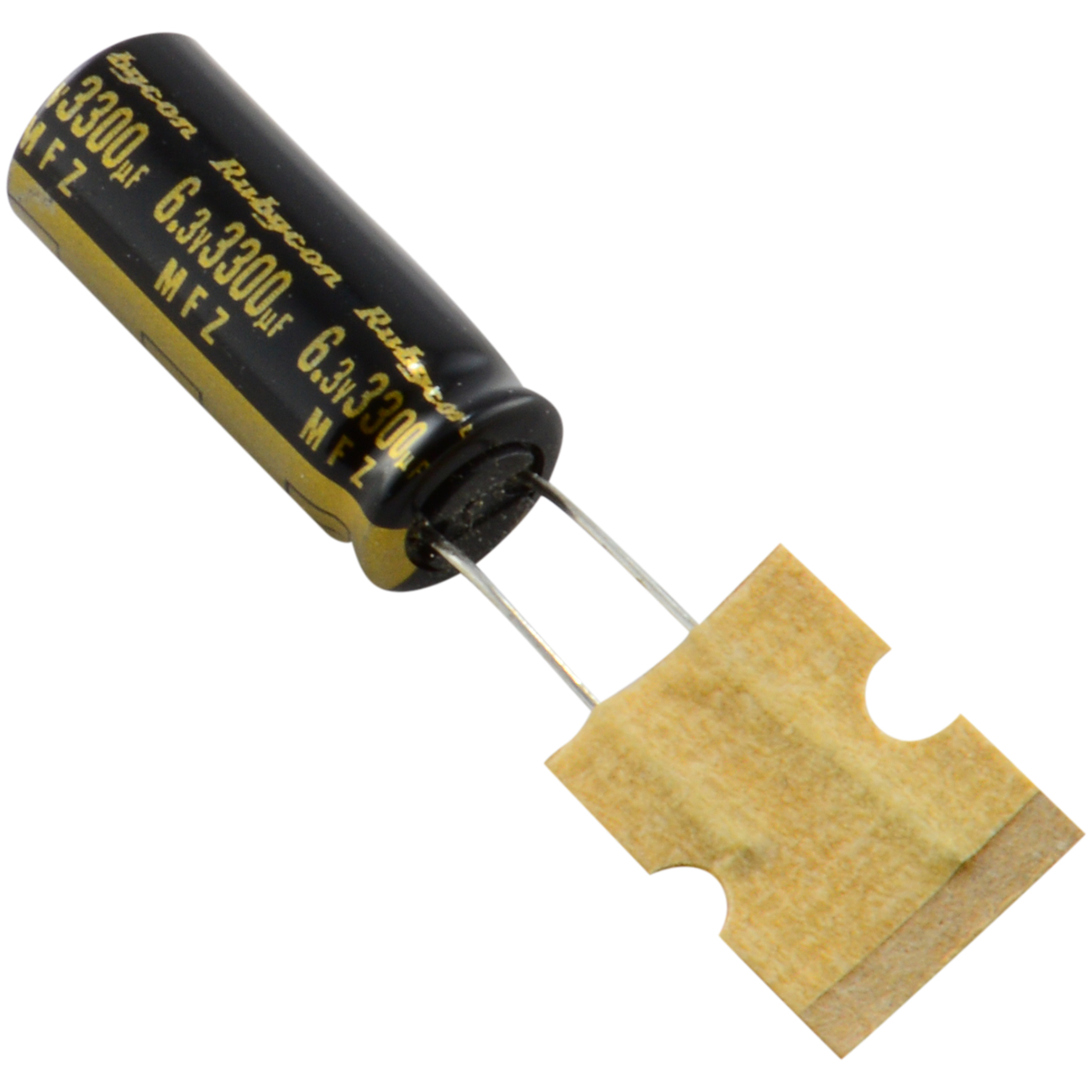 20 Condensateurs électrolytiques Rubycon 3300μF 16V - 105°C, Dimensions 12.5x25mm, Neufs
